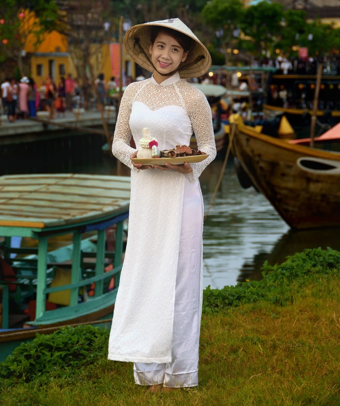 áo dài, Hoi An Vietnam