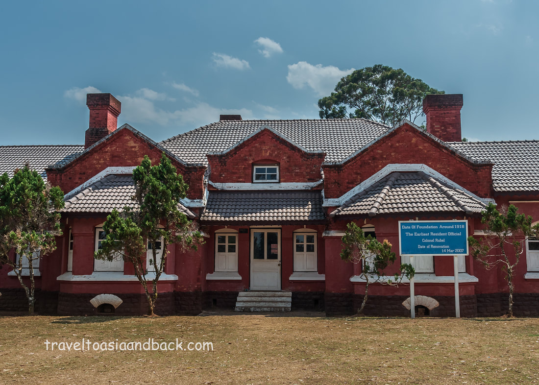 traveltoasiaandback.com - The former Governor's residence, Loi Mwe, Keng Tung, Shan State, Myanmar 
