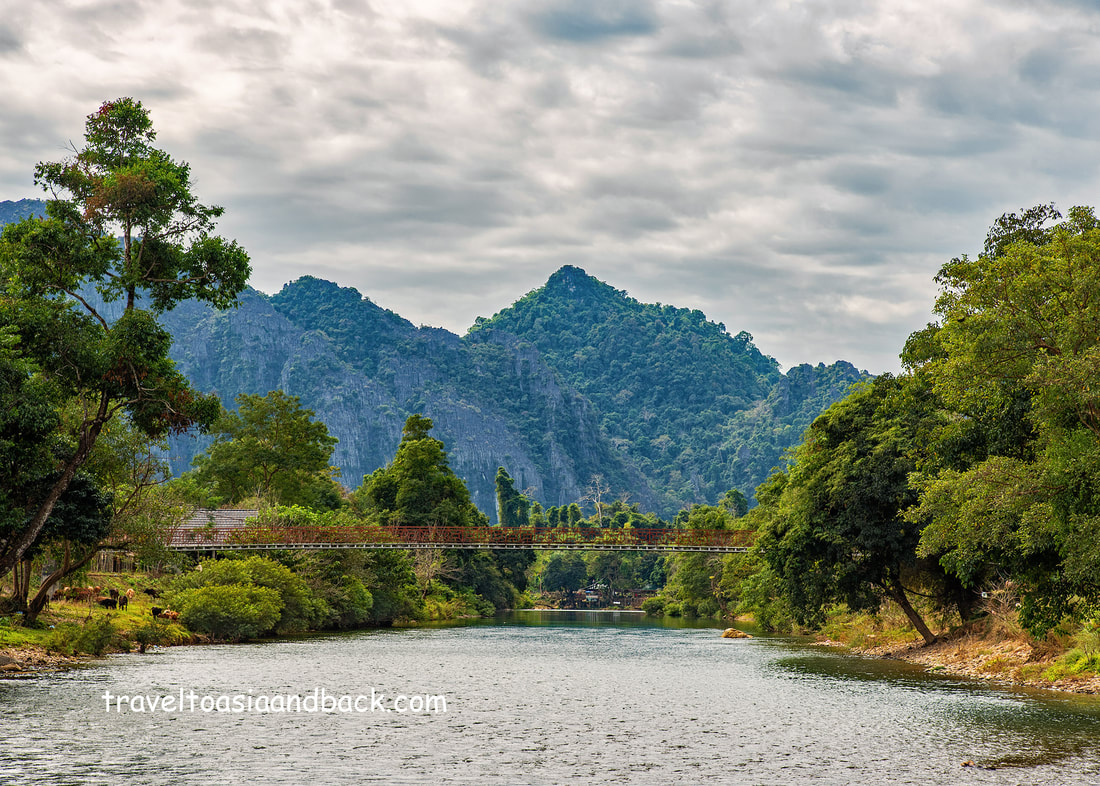 traveltoasiaandback.com - A tranquil stretch of the Nam Song River, Vang Vieng, Laos 