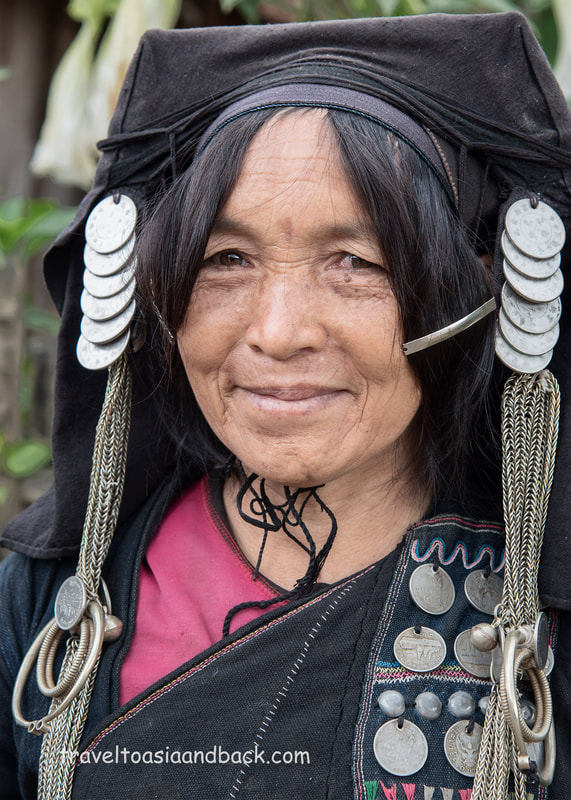 traveltoasiaandback.com -  Akha Pixor women, Samakisai Village, Phongsaly Province, Laos