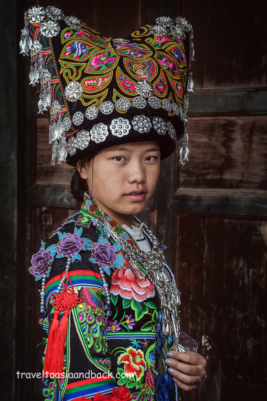 traveltoasiaandback.com - Pian Miao festival costume. De'e, Longlin County, Guangxi Province, China